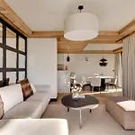 Antares Meribel &
