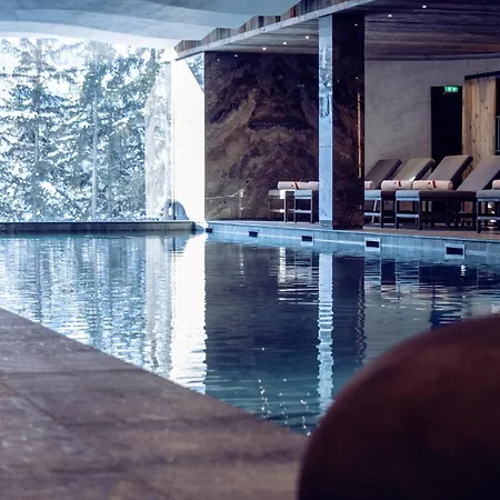 Antares Meribel & Apartment
